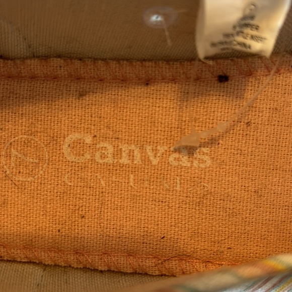 Like new Canvas Casuals striped slip on shoes size 7 - Picture 3 of 4